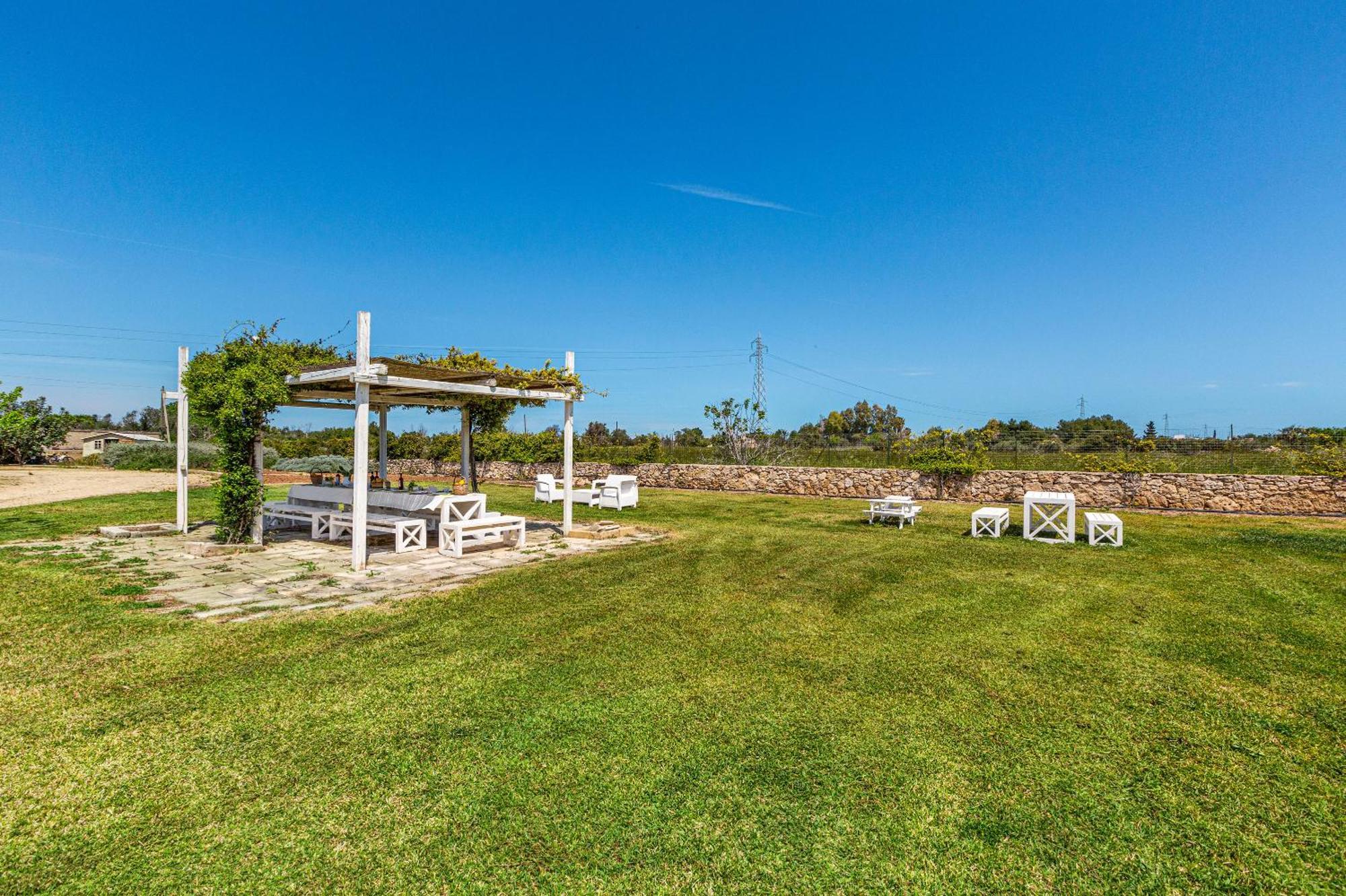 Masseria Li Capperi By Perle Di Puglia アレーツィオ エクステリア 写真
