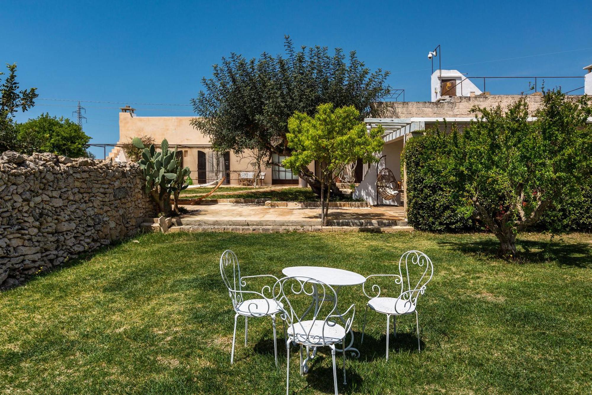 Masseria Li Capperi By Perle Di Puglia アレーツィオ エクステリア 写真