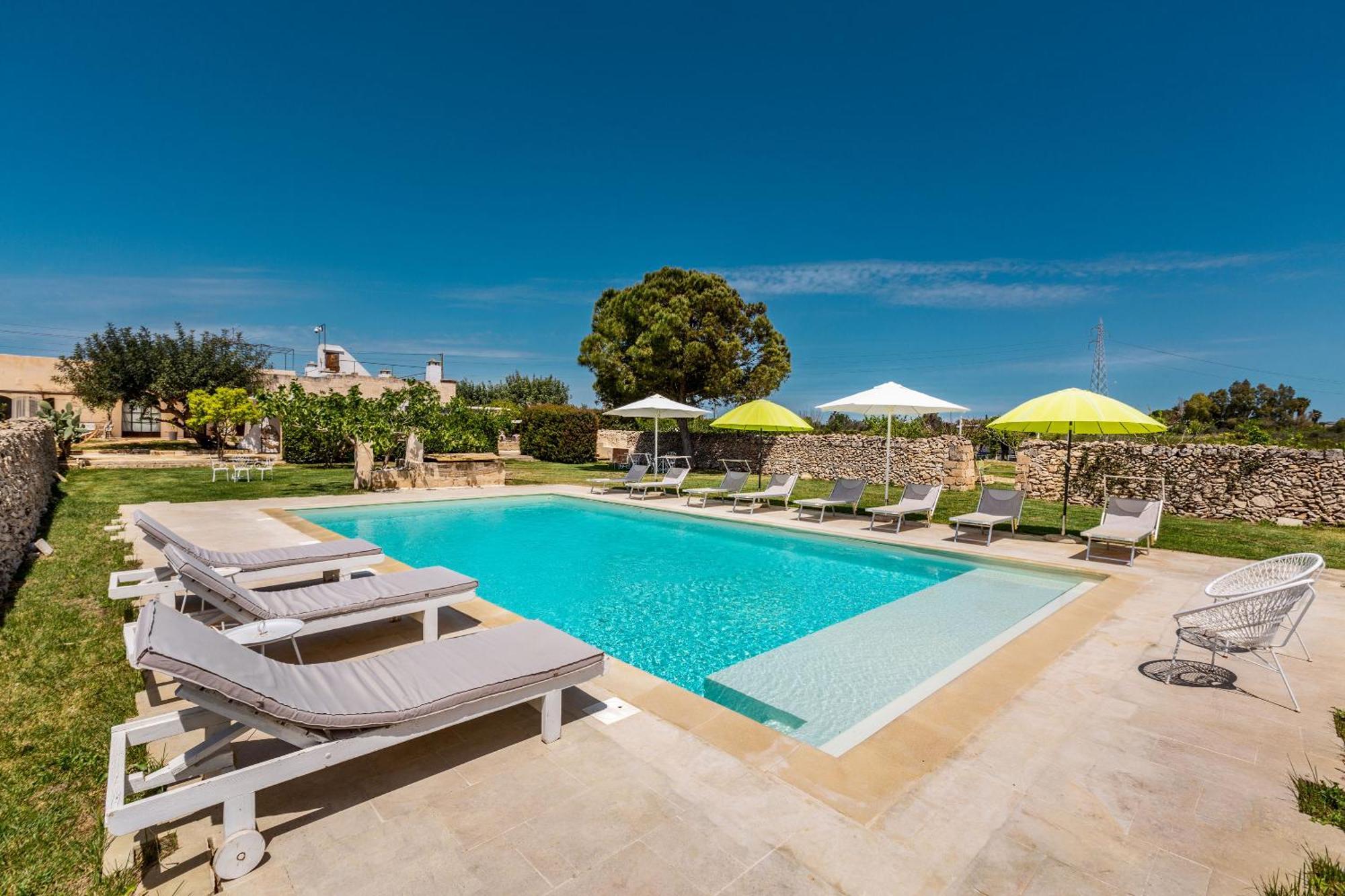 Masseria Li Capperi By Perle Di Puglia アレーツィオ エクステリア 写真