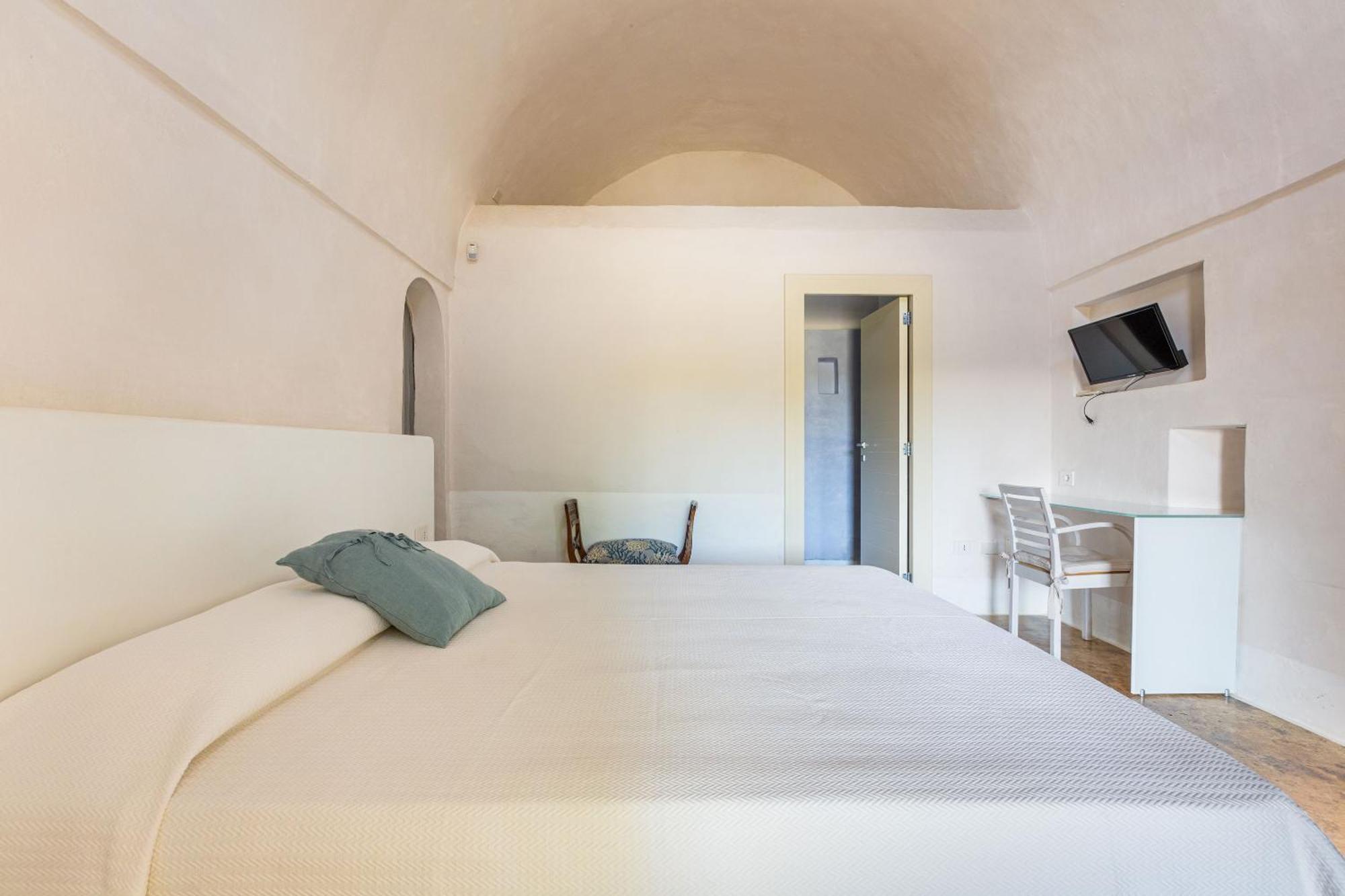 Masseria Li Capperi By Perle Di Puglia アレーツィオ エクステリア 写真